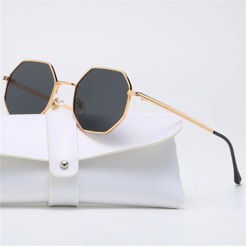Sonnenbrille Damen – UV400 Schutz – Klassisch – Ideal für Sommer & Alltag