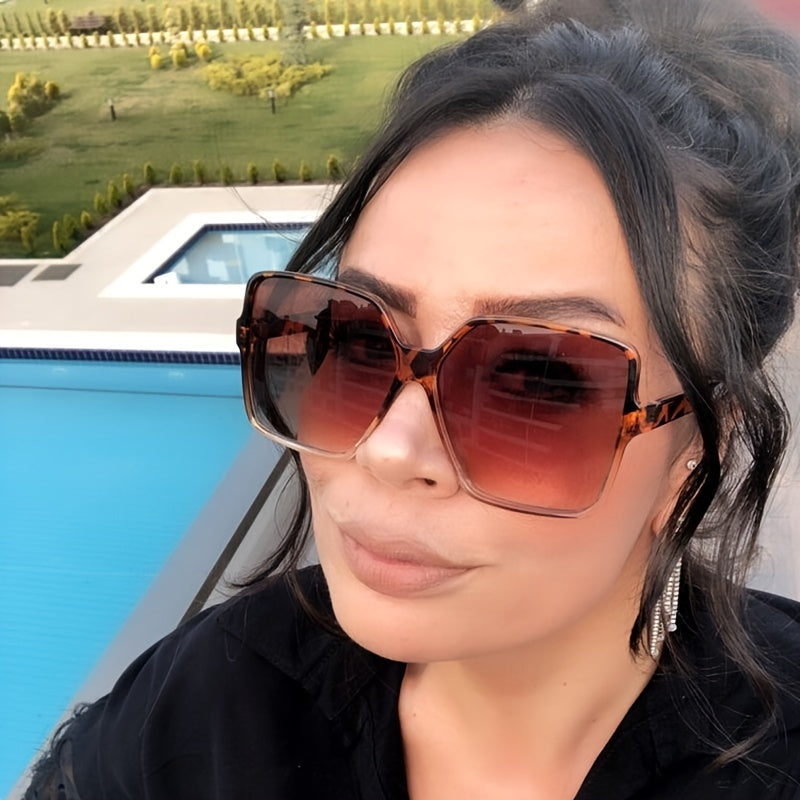 Sonnenbrille Damen – UV400 Schutz – Quadratisch – Ideal für Stilvolle Frauen & Alltag
