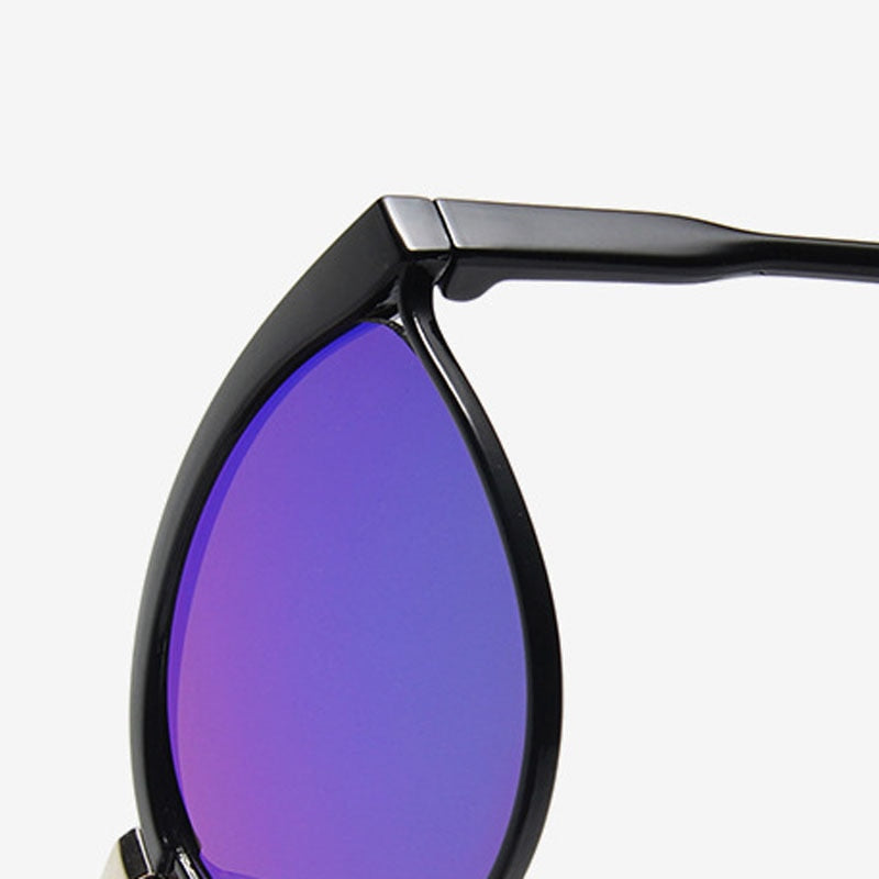 Sonnenbrille aus Kunststoff – Für Freizeit & Reisen