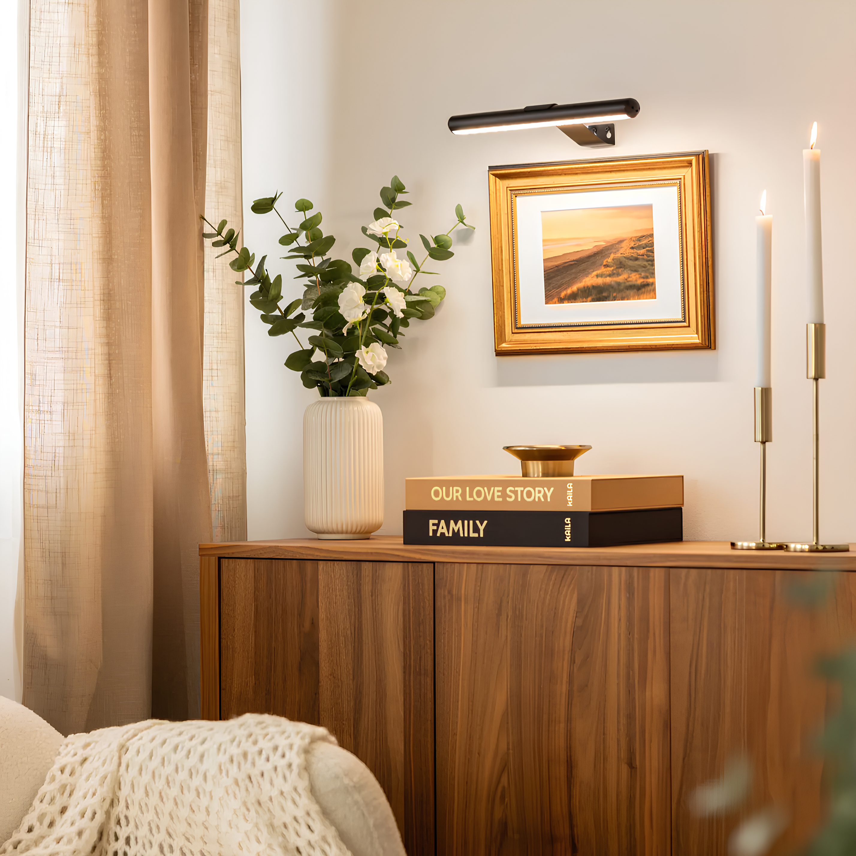 LED Wandlampe kabellos – Drehbar & dimmbar für Bilder & Kunstobjekte